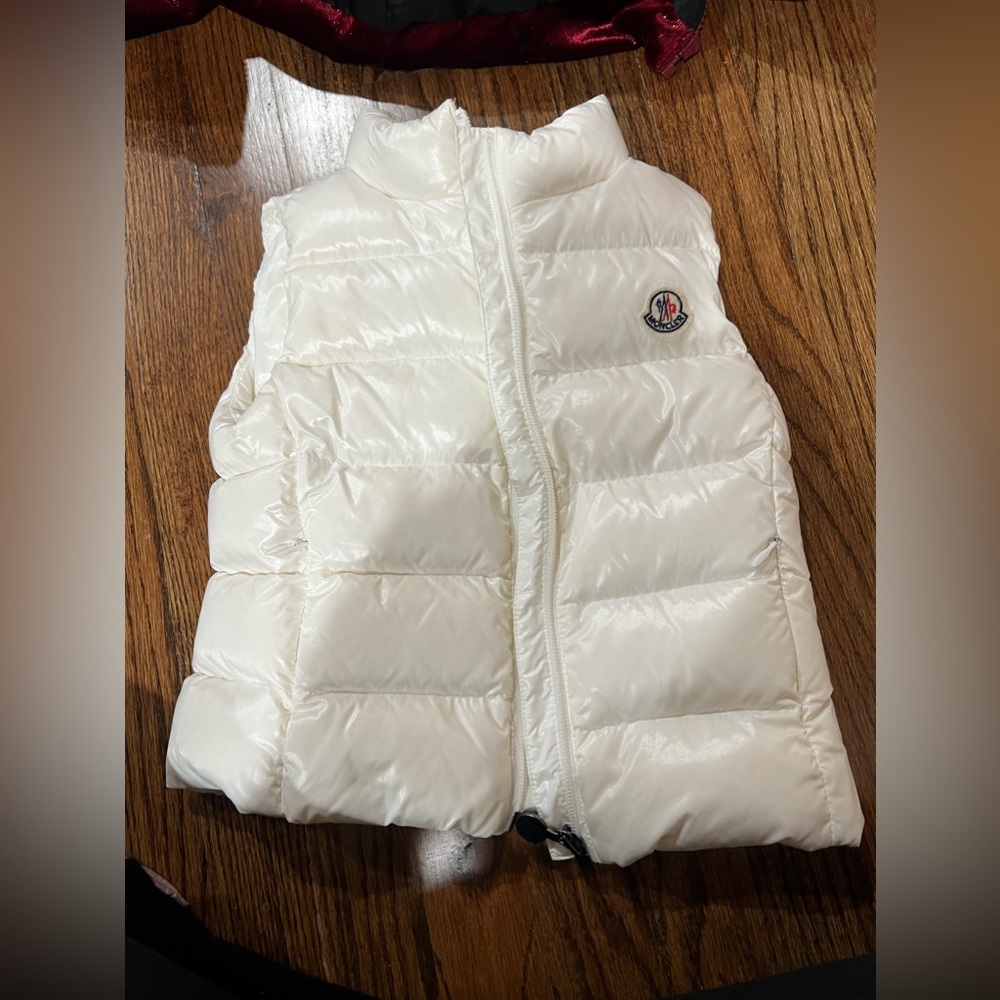 COPY - Moncler vest size 3 - perfect condition